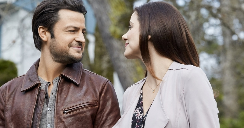 Tyler Hynes relationships: Is he dating anyone right now? 3 Tyler Hynes family and real-life connections